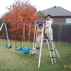 Meet your Posher, Amna